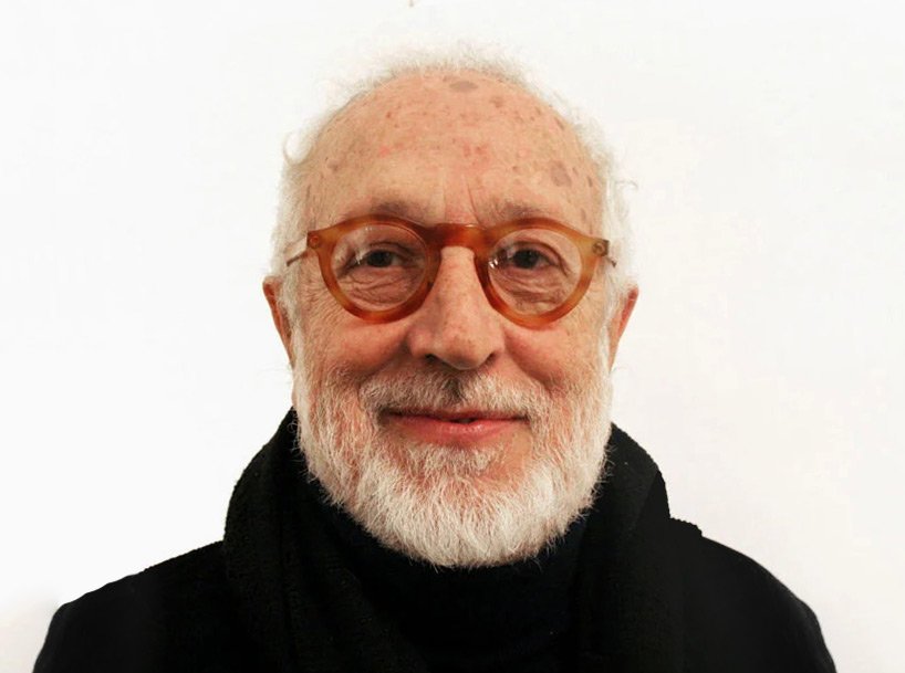 安德里亚·布兰齐 (Andrea Branzi) 在弗里德曼·本达 (Friedman Benda) 的“对话中的设计”的三部分视频采访中讲述了他的起源、想法和有影响力的职业生涯