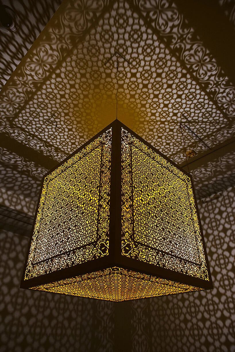 anila quayyum agha 讲述生活经历如何引发对光的热情艺术探索