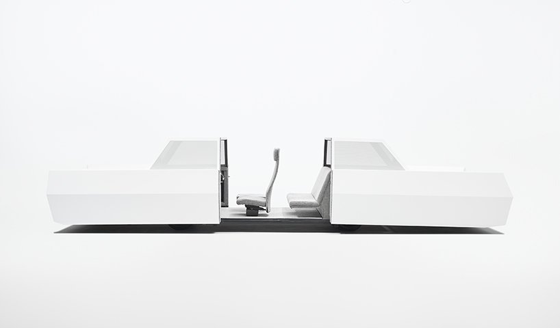 在“另一辆轿车”中,乔伊·瑞特捕捉到了驾驶的怀旧本质 在“另一辆轿车”中,乔伊·瑞特捕捉到了驾驶的怀旧本质