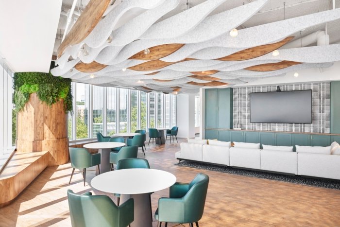 阿皮亚办事处 – 麦克莱恩