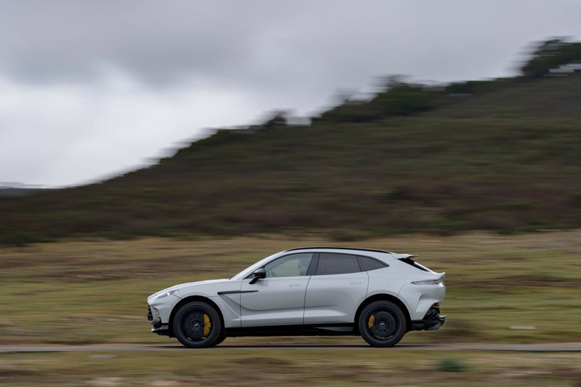 阿斯顿·马丁 DBX 707 第一次驾驶:我们在驾驶最快的 SUV 时被拦了下来 阿斯顿·马丁 DBX 707 第一次驾驶:我们在驾驶最快的 SUV 时被拦了下来
