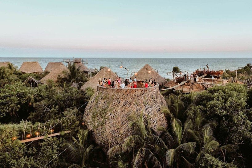 azuma makoto 的纪念性植物雕塑“MEXX”取材于茂密的墨西哥丛林 azuma makoto 的纪念性植物雕塑“MEXX”取材于茂密的墨西哥丛林