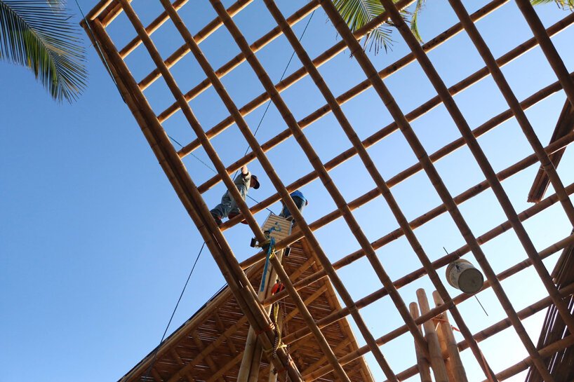 atelier nomadic 为墨西哥离网度假村增添了 6 间竹树屋