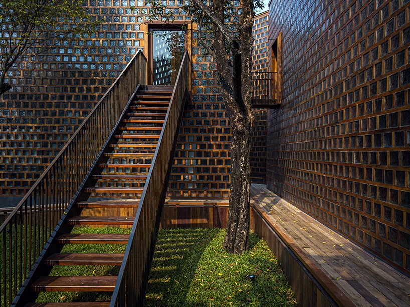 bangkok project studio designs a women-led restaurant in rural thailand