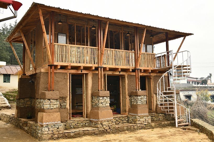 2020 年读者投稿前 10 名 - 社会影响 2020 年读者投稿前 10 名 - 社会影响