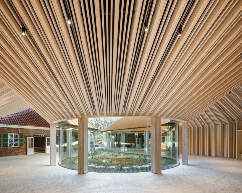 BIG 为丹麦新难民博物馆增添了弧形耐候钢转角 BIG 为丹麦新难民博物馆增添了弧形耐候钢转角