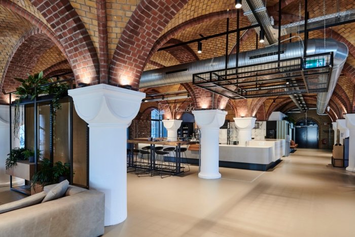 勃肯集团总部 – 科隆