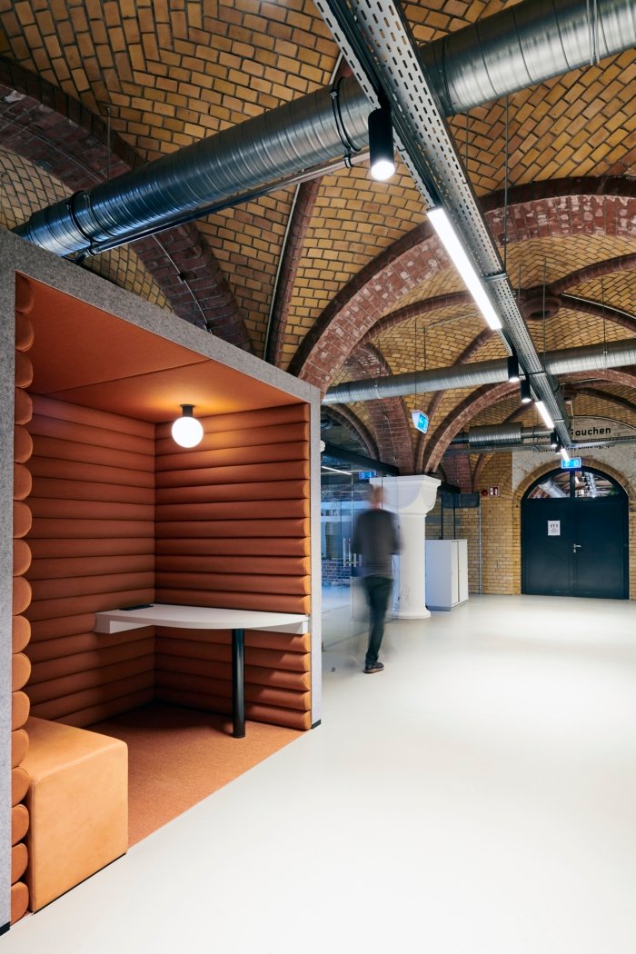 勃肯集团总部 – 科隆