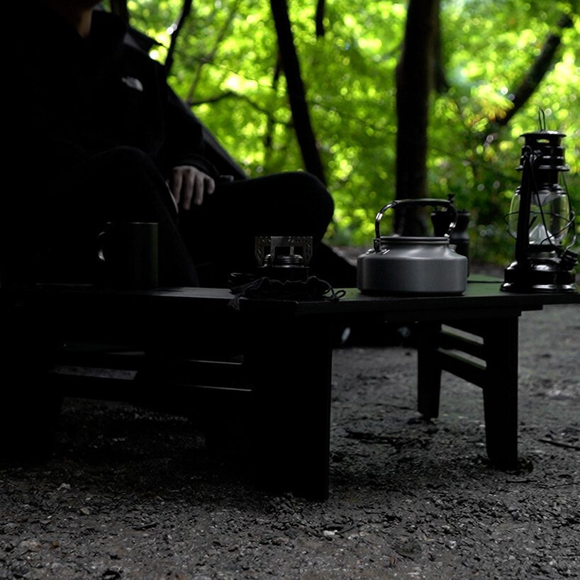 blackishgear 的全黑露营装备让您的露营地尽可能黑暗和前卫