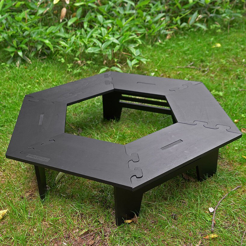 blackishgear 的全黑露营装备让您的露营地尽可能黑暗和前卫