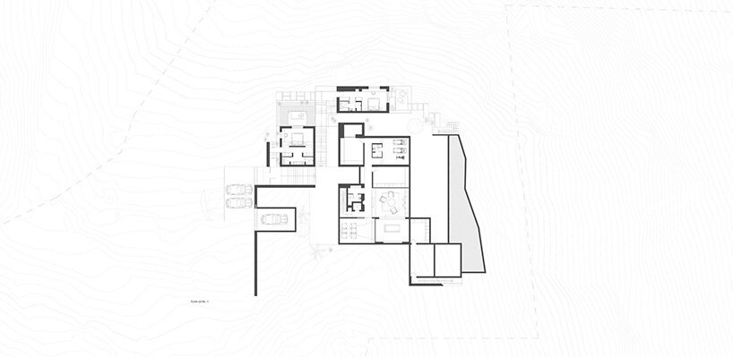 block722 的“山屋”是克里特岛荒野景观中的一组石块