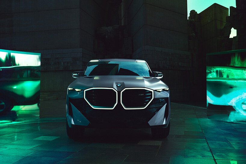 BMW Concept XM debuts new, expressive luxury face at art basel miami beach 2021