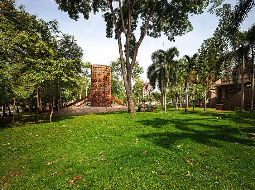 boonserm premthada 改造废弃的木仓，在泰国建造“米塔”