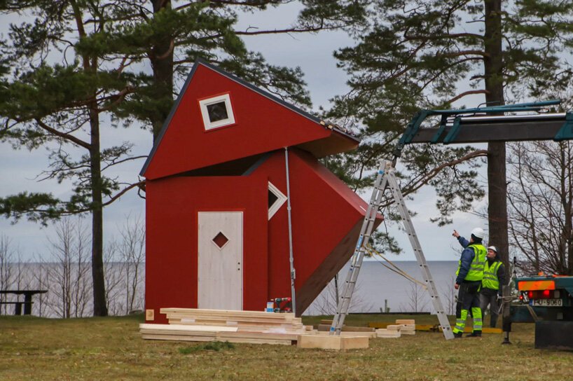 “brette haus”是一座小型预制房屋，仅需三个小时即可展开