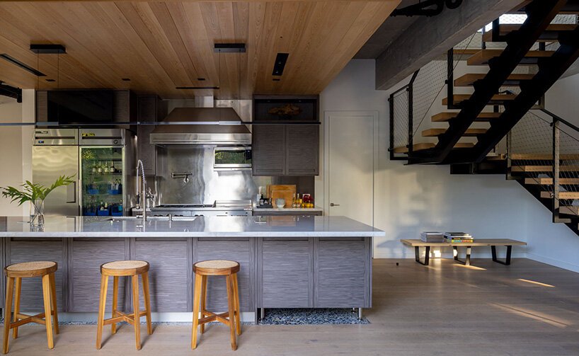 布里尔哈特在高跷上建造了弹性房屋以抵御迈阿密的洪水和飓风