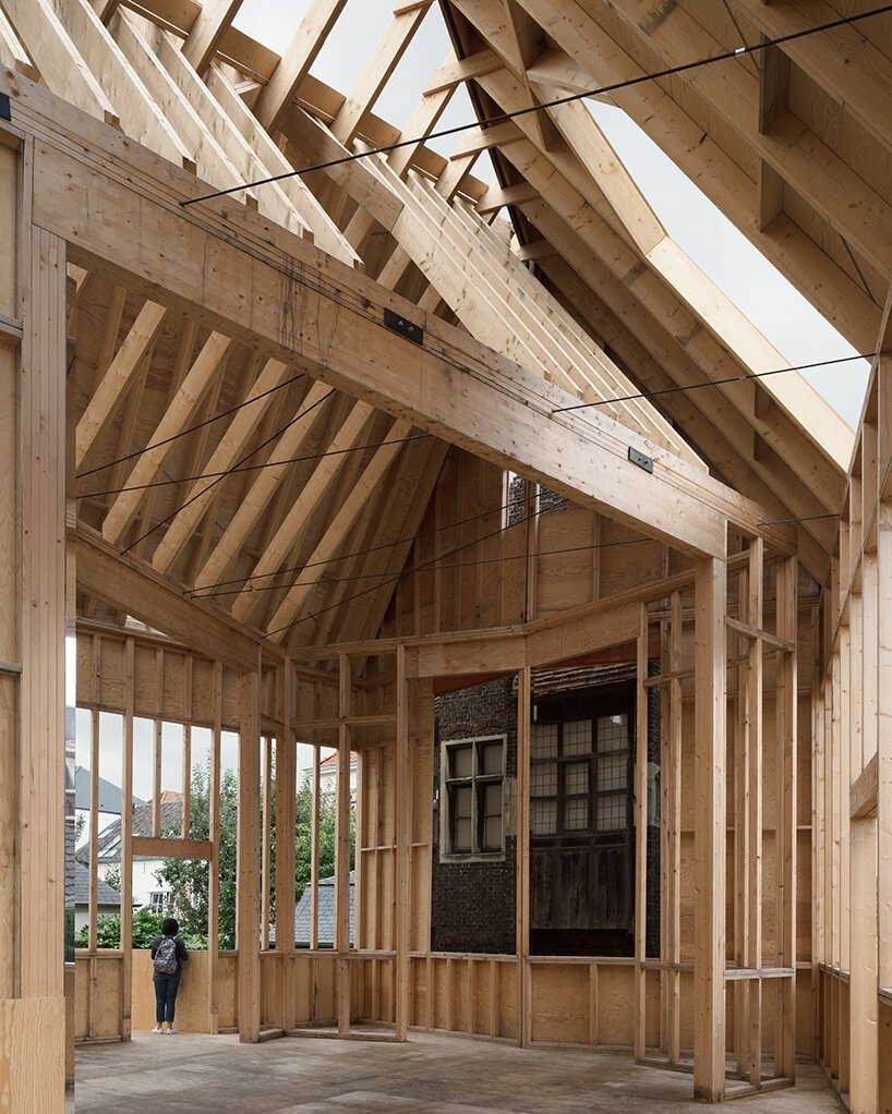 PARA project forms an uncanny diptych pavilion exploring urban trauma in belgium