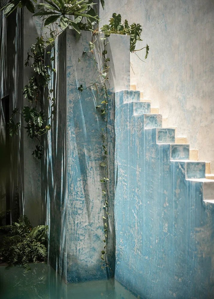 工作室建筑师为墨西哥 20 世纪柔和色调的房屋赋予新生命