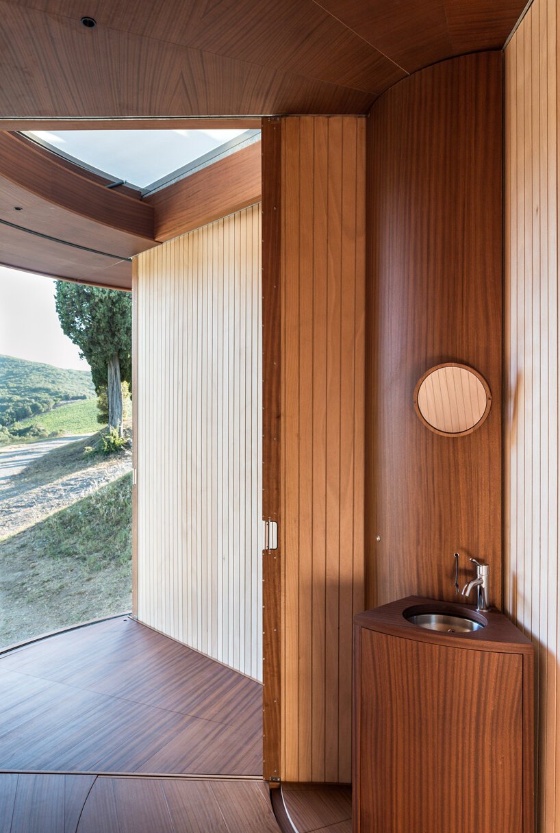 casa ojalá 在托斯卡纳推出适应性强、可运输的豪华小屋