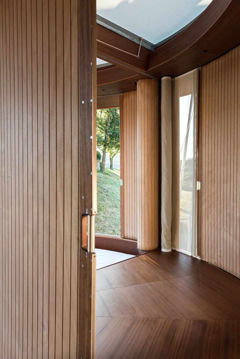 casa ojalá 在托斯卡纳推出适应性强、可运输的豪华小屋