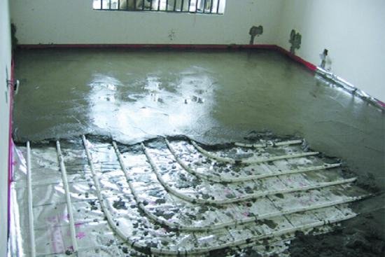 地暖施工地面容易开裂怎么办? 解决办法来了! 地暖施工地面容易开裂怎么办? 解决办法来了!