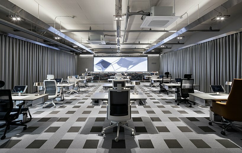 首尔椅子店打造量身定制的“坐感体验”,帮助买家找到最合适的椅子 首尔椅子店打造量身定制的“坐感体验”,帮助买家找到最合适的椅子