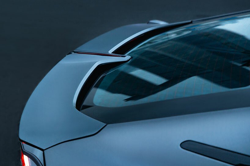 极简、空气动力学 长安深渊 SL03 EV 开启数字化座舱 极简、空气动力学 长安深渊 SL03 EV 开启数字化座舱