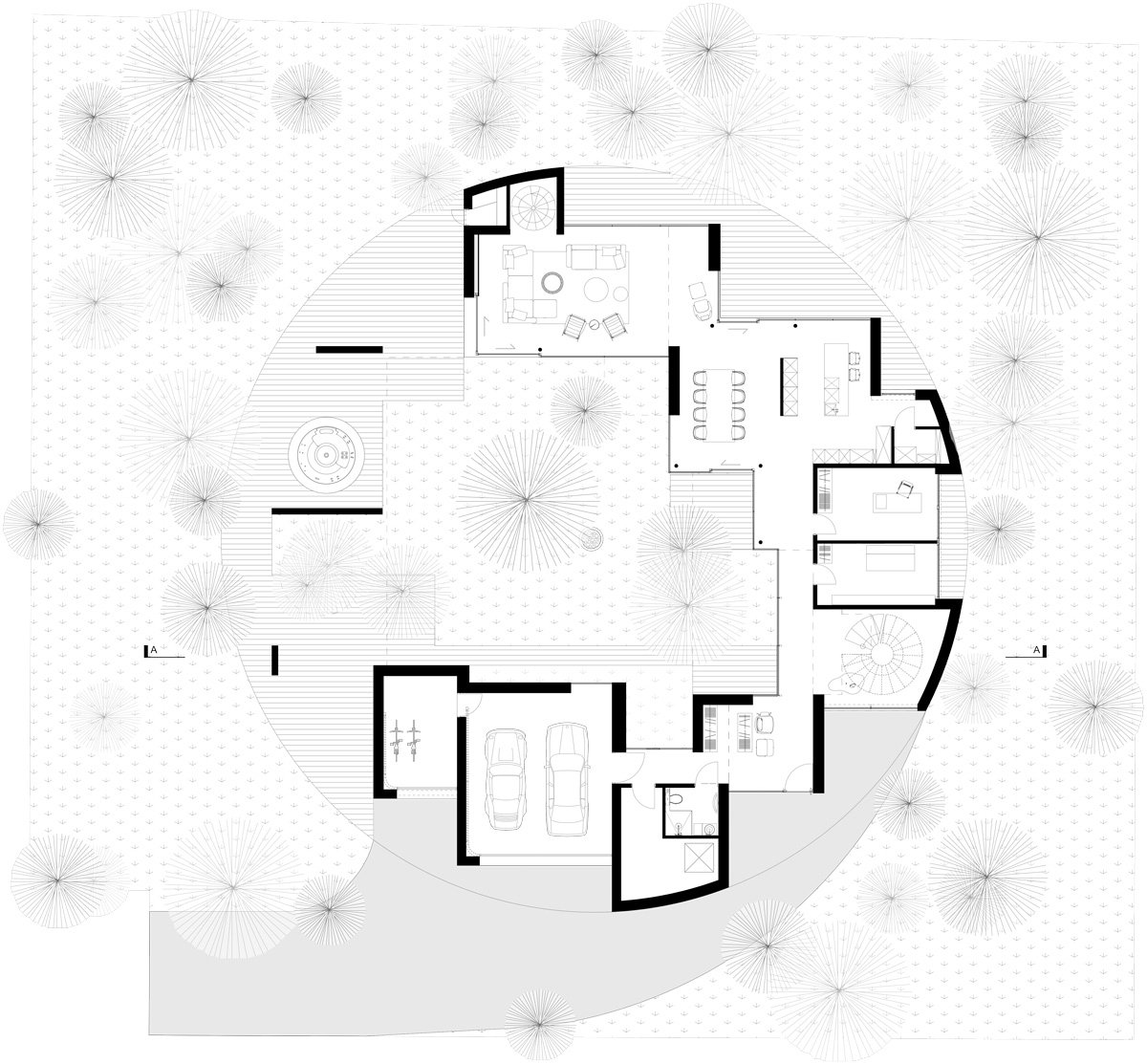 莫比乌斯建筑事务所设计的圆形木屋融入了波兰的松树林环境