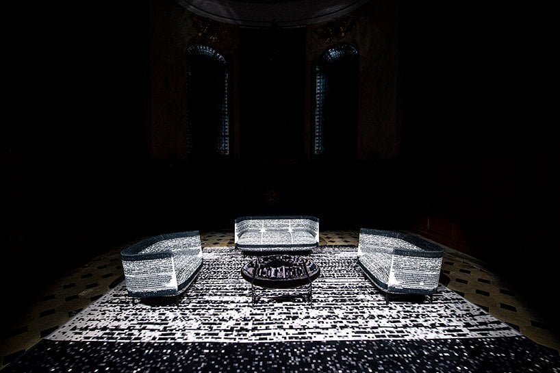 坐在像素云中,欣赏 Miguel Chevalier 和 A+A cooren 设计的新家具系列 坐在像素云中,欣赏 Miguel Chevalier 和 A+A cooren 设计的新家具系列