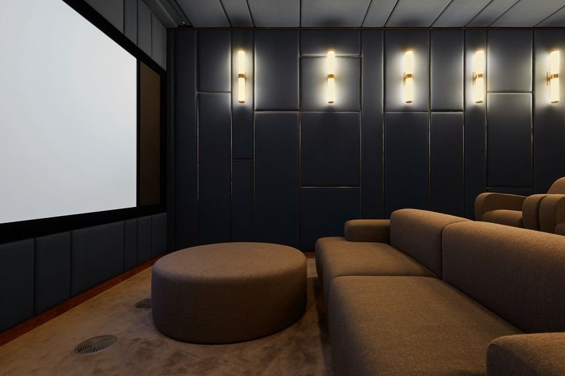 hochdrei 将密斯·凡德罗设计的别墅中的煤窖改造成家庭影院 hochdrei 将密斯·凡德罗设计的别墅中的煤窖改造成家庭影院