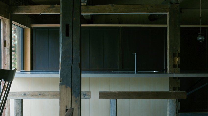 这部短片捕捉了一座拥有 175 年历史的日本房屋的美丽 这部短片捕捉了一座拥有 175 年历史的日本房屋的美丽