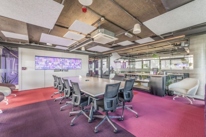 LP+A Arquitetura 的金融初创办公室