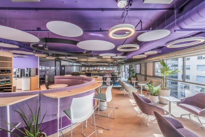 LP+A Arquitetura 的金融初创办公室