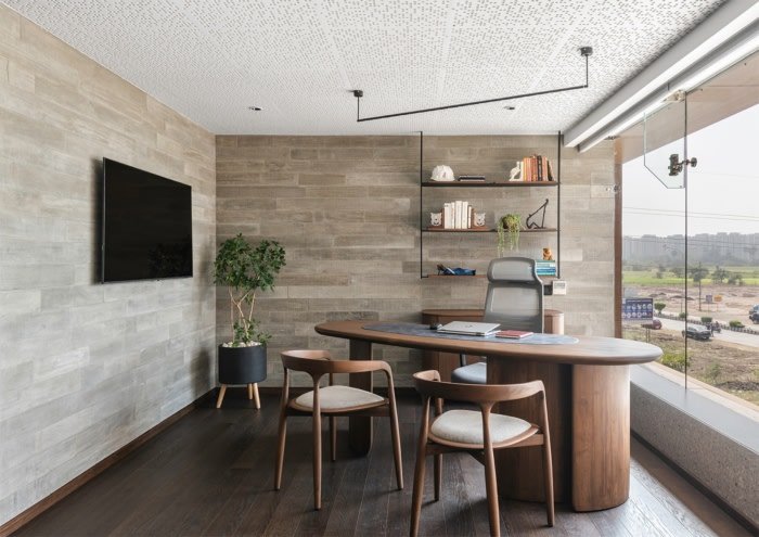 联合创始人工作空间 – 苏拉特