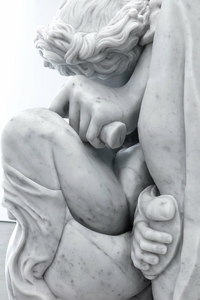 亚当·帕克·史密斯 (Adam Parker Smith) 采用数字和物理技术制作雕塑系列“crush”