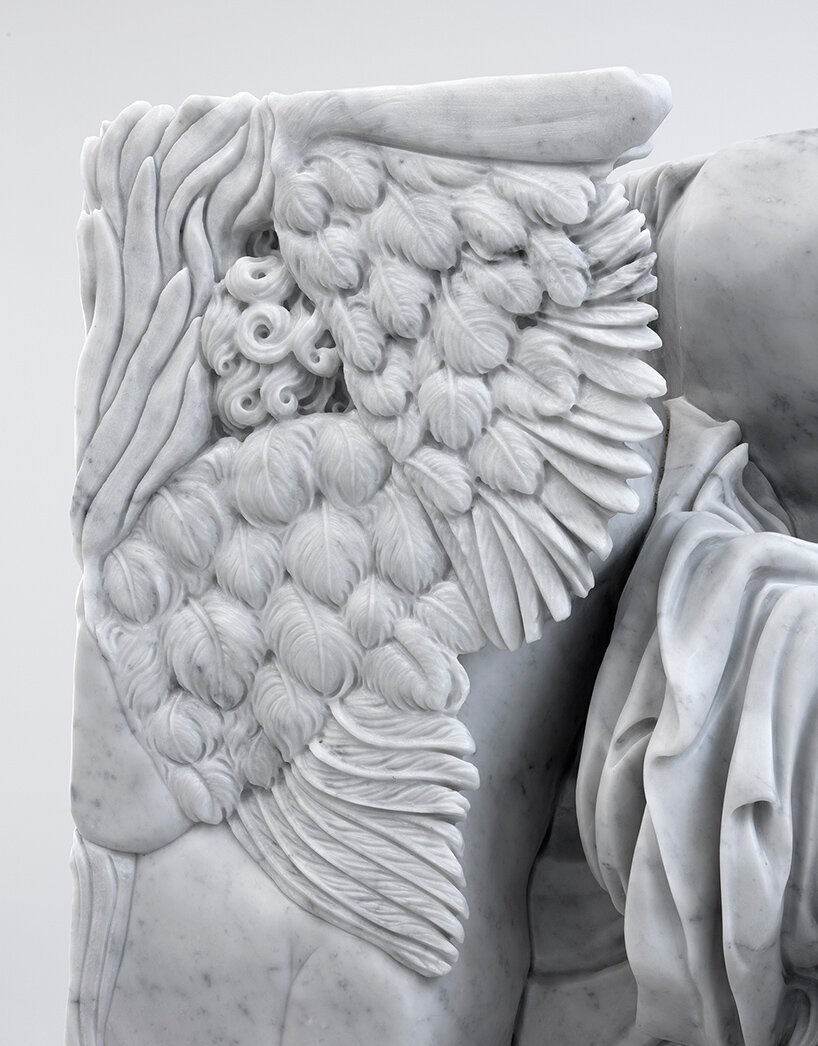 亚当·帕克·史密斯 (Adam Parker Smith) 采用数字和物理技术制作雕塑系列“crush”