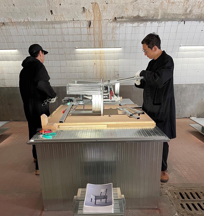 山本大辅在米兰设计周举办的 FLOW 展览中探索圆形设计 山本大辅在米兰设计周举办的 FLOW 展览中探索圆形设计