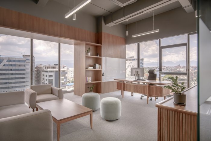 DARAZ 办公室由 STUDIO NEBA 设计