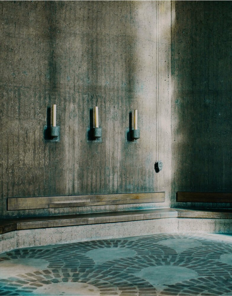 david altrath 捕捉德国内维日斯的野兽派“mariendom”教堂，其屋顶如同水晶