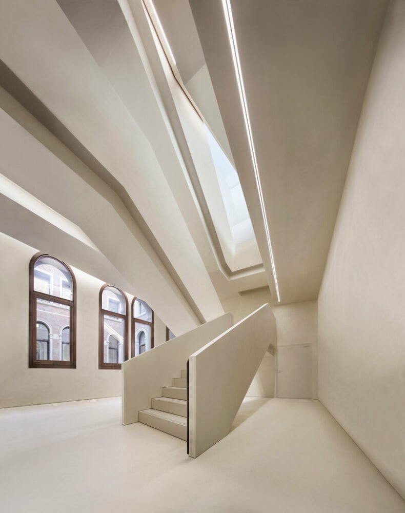 由大卫·奇普菲尔德建筑师修复的威尼斯旧检察院向公众开放