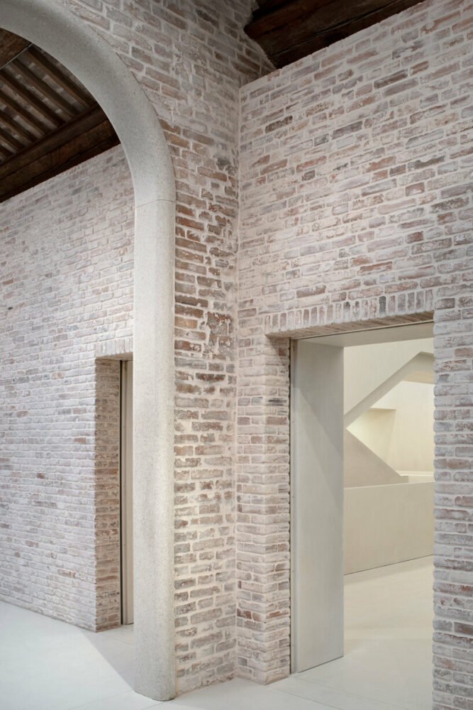 由大卫·奇普菲尔德建筑师修复的威尼斯旧检察院向公众开放