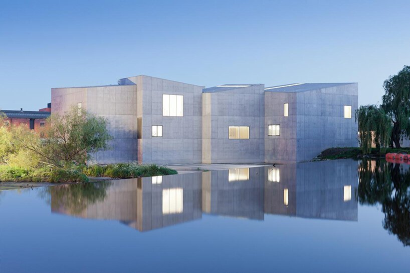 Amorepacific Headquarters, photo courtesy of Noshe