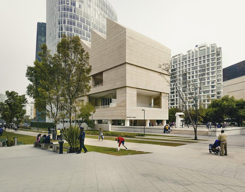 Amorepacific Headquarters, photo courtesy of Noshe