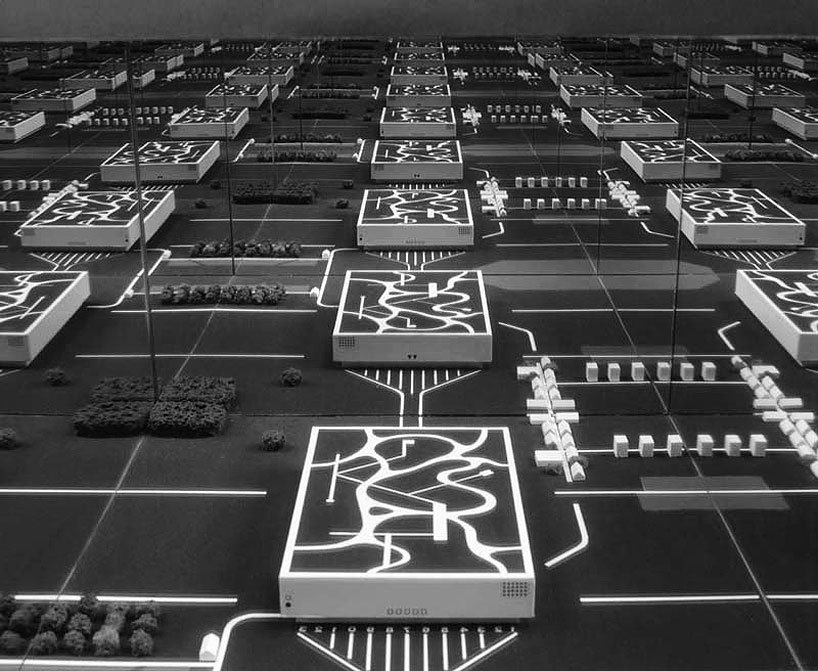 安德里亚·布兰齐 (Andrea Branzi) 在弗里德曼·本达 (Friedman Benda) 的“对话中的设计”的三部分视频采访中讲述了他的起源、想法和有影响力的职业生涯