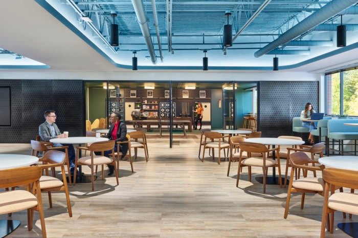 DLL 办公室 – 韦恩