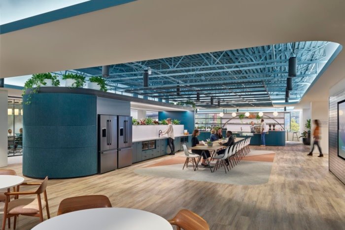 DLL 办公室 – 韦恩