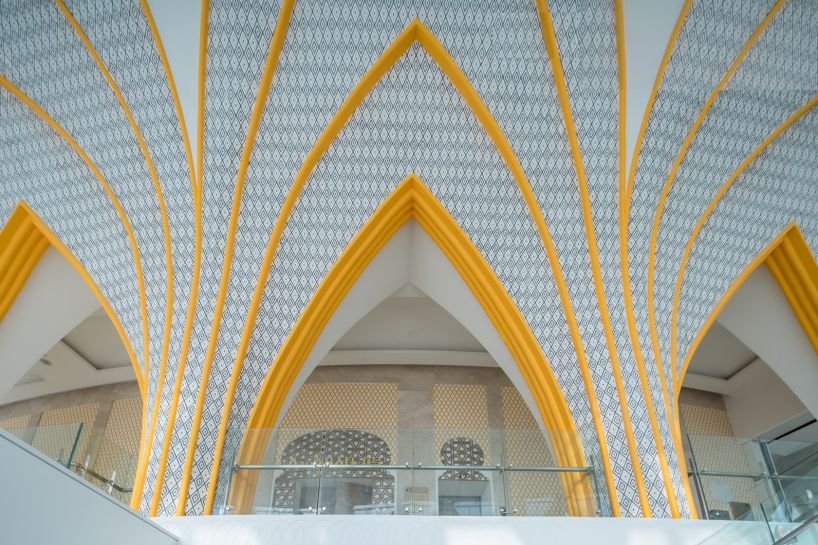 DUTS 设计参考阿曼大清真寺在中国打造这座巨大的剧院