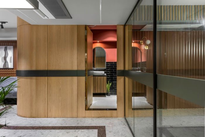 东西公路办事处 – 艾哈迈达巴德