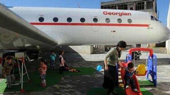 十个令人难以置信的废弃建筑改造,你还能认出它吗? 十个令人难以置信的废弃建筑改造,你还能认出它吗?