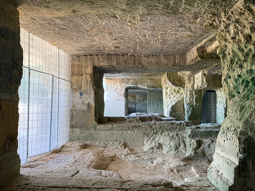 ensamble 工作室发掘了梅诺卡岛地下“ca'n terra”的新图像 ensamble 工作室发掘了梅诺卡岛地下“ca'n terra”的新图像