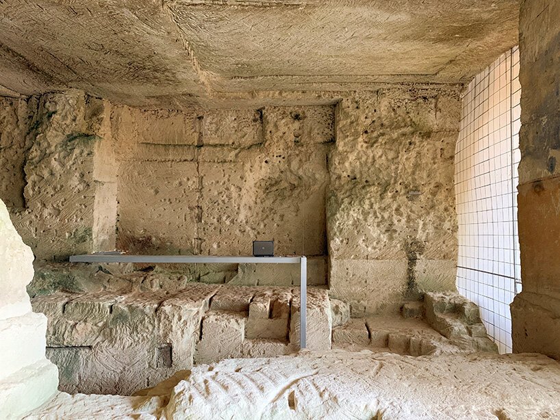 ensamble 工作室发掘了梅诺卡岛地下“ca'n terra”的新图像 ensamble 工作室发掘了梅诺卡岛地下“ca'n terra”的新图像